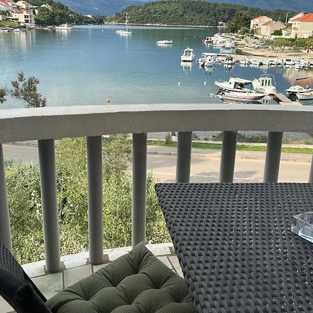 Apartments Ana By The Sea Lumbarda Zewnętrze zdjęcie
